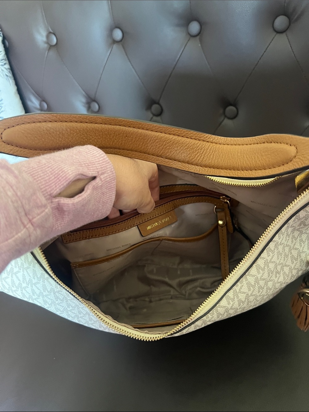 Michael Kors Ivory Signature MK Hobo with Tan Trim - Picture 10 of 13